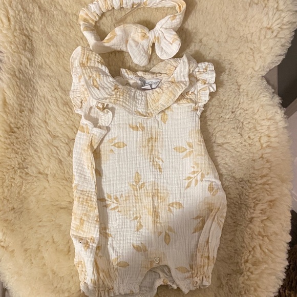 Bundle Girls Rompers - Picture 5 of 7